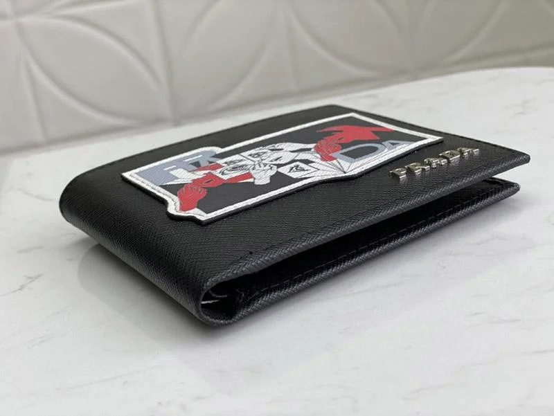 稀少 高品質♪♪ プラダ コピー レザー折りたたみ財布 pun29913