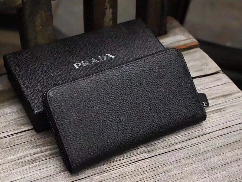 早い者勝ち♡ プラダ ファスナー付長財布 コピー 長財布 送料込 puj09092