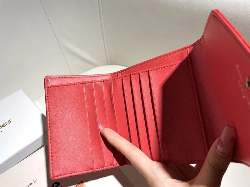 最新 サンローラン☆待望の3つ折りミニ財布 コピー Sac54529