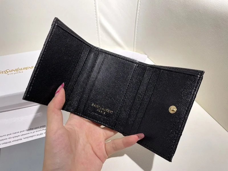 春もの新作 サンローラン☆待望の3つ折りミニ財布 偽物 Say17758