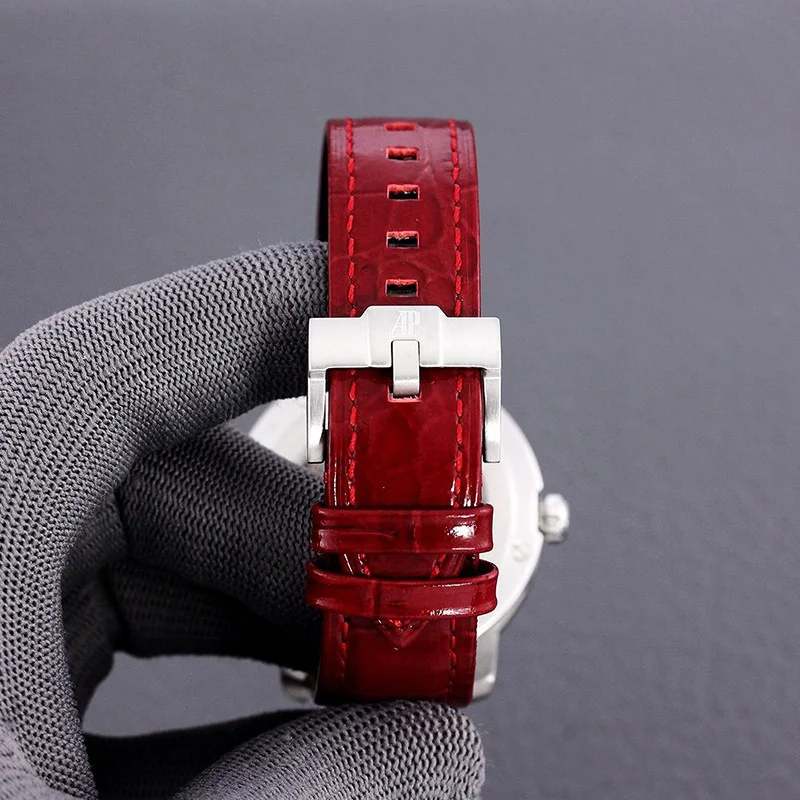 日本未入荷 オーデマ ピゲ コピー CODE 11 59 バイ オーデマピゲ オートマティック 15210BCOOA068CR01