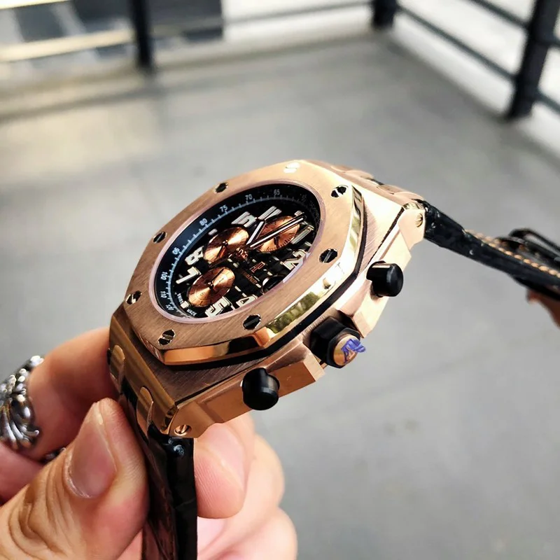 定番 オーデマピゲ ロイヤルオーク コピー オフショア クロノ アーノルド・シュワルツェネッガー 世界限定400本 26007BAOOD088CR01