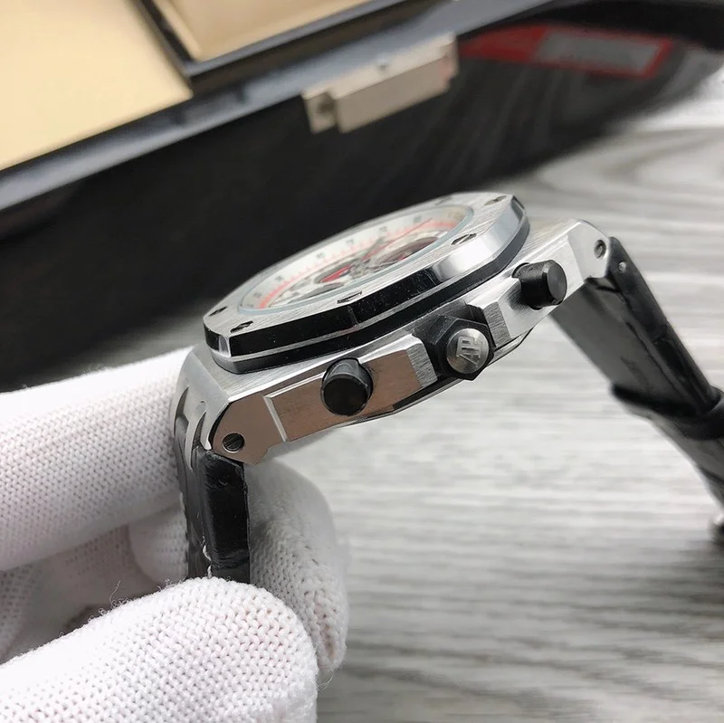セール新作 オーデマピゲ 偽物 ロイヤルオーク オフショアクロノ Odz29837