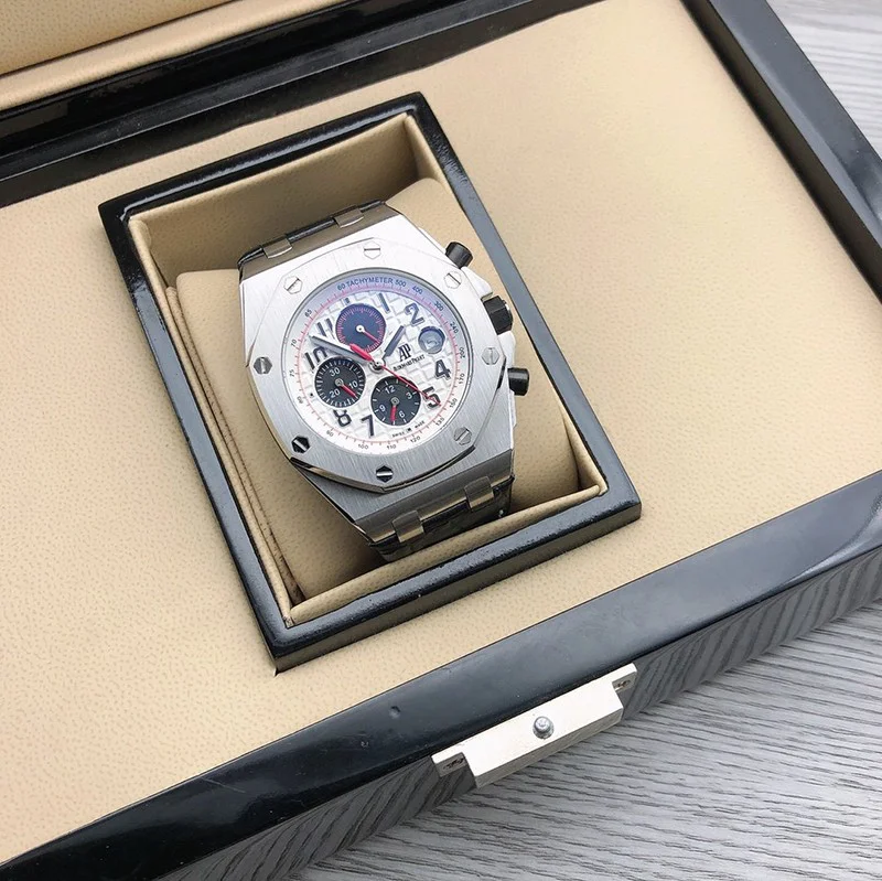 セール新作 オーデマピゲ 偽物 ロイヤルオーク オフショアクロノ Odz29837