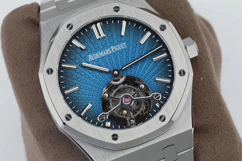 オーデマビゲ コピー ロイヤルオーク エクストラシン Ref. 26522CEO1225CE01