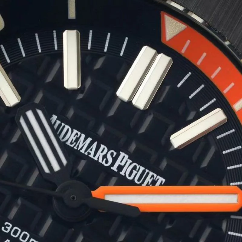 オーデマピゲ スーパーコピーロイヤルオーク オフショアダイバー フォージド・カーボン 42mm Odq18380
