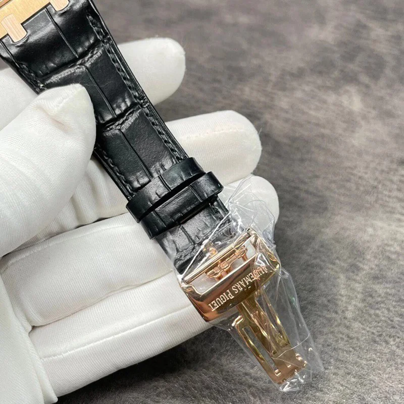 目を惹くカラーオーデマピゲ コピー ロイヤルオーク 41mm ブティック限定 Ody77241