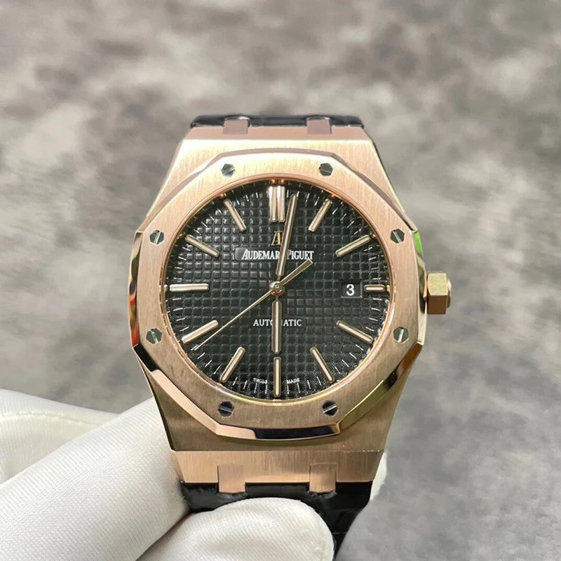 目を惹くカラーオーデマピゲ コピー ロイヤルオーク 41mm ブティック限定 Ody77241