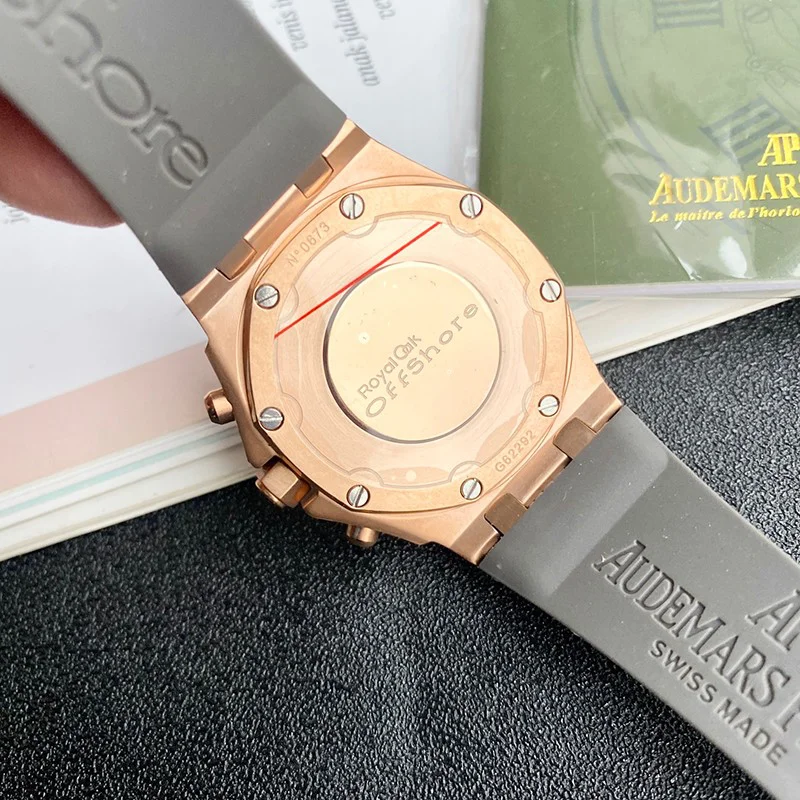 大人気!!新色 オーデマピゲ ロイヤルオーク コピー ダイヤモンド クロノ 37mm 26231OR.ZZ.D003CA.01