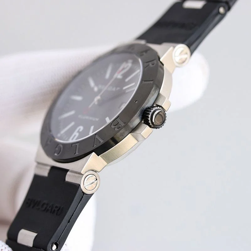 100%実物写真ブルガリ 時計 スーパーコピー アルミニウムウォッチ 39mm 2色 Buc21044