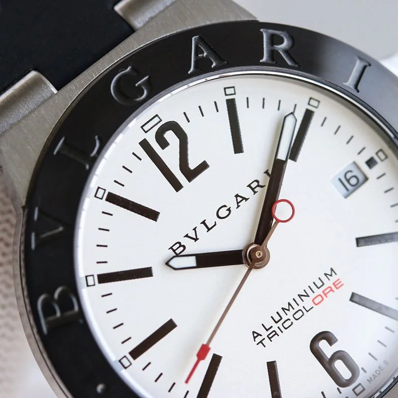 100%実物写真ブルガリ 時計 スーパーコピー アルミニウムウォッチ 39mm 2色 Buc21044