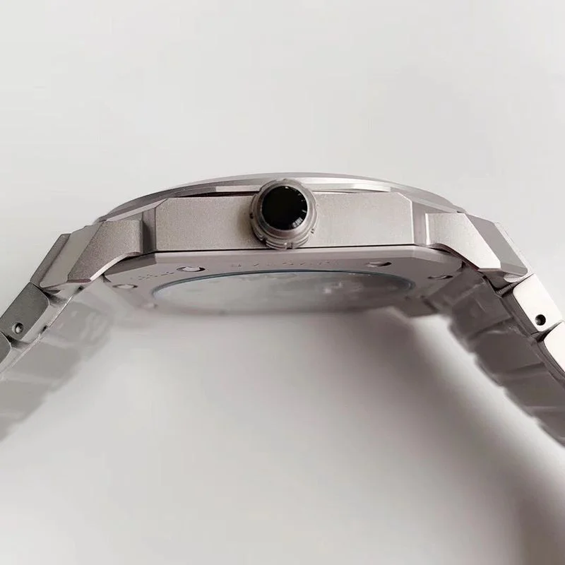 日本未入荷ブルガリ スーパーコピー 時計 オクト ローマ 41mm Octo Roma Bui61089