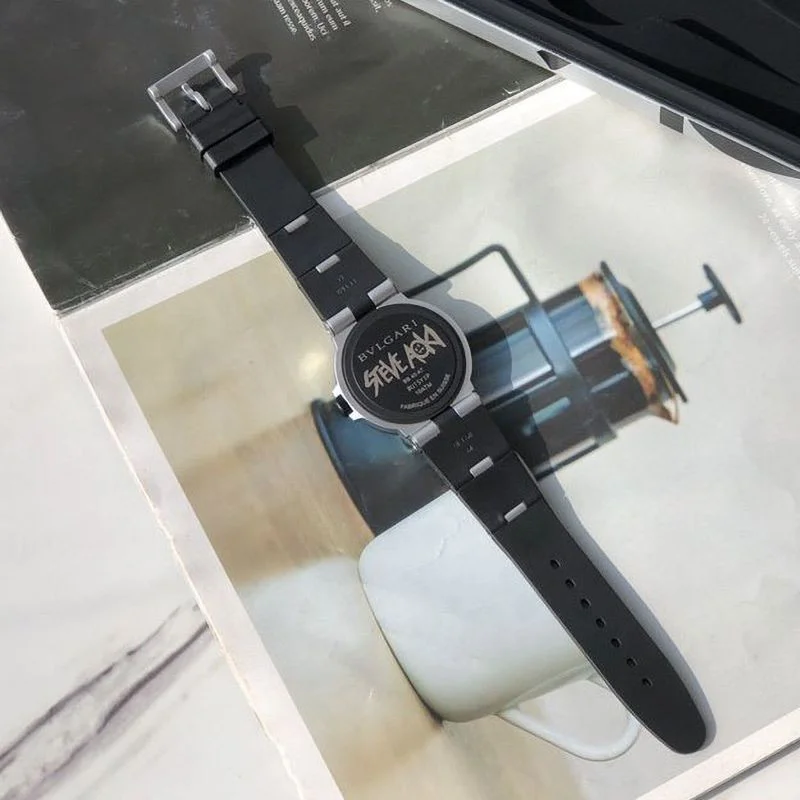 大人気♪女子が選ぶ♪ブルガリ 時計 アルミニウムウォッチ 偽物 39mm 3色 Bum73565