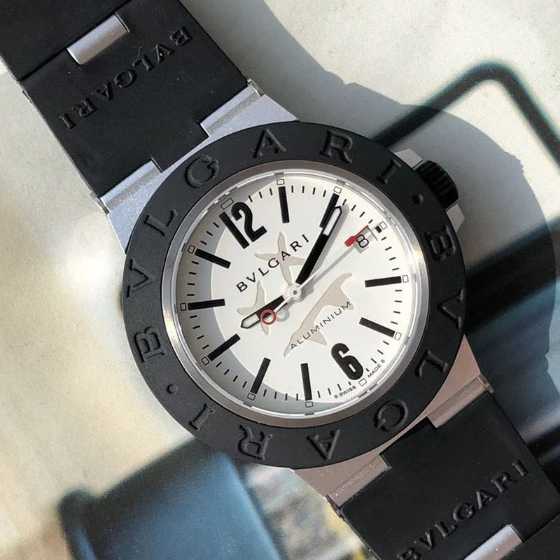 大人気♪女子が選ぶ♪ブルガリ 時計 アルミニウムウォッチ 偽物 39mm 3色 Bum73565