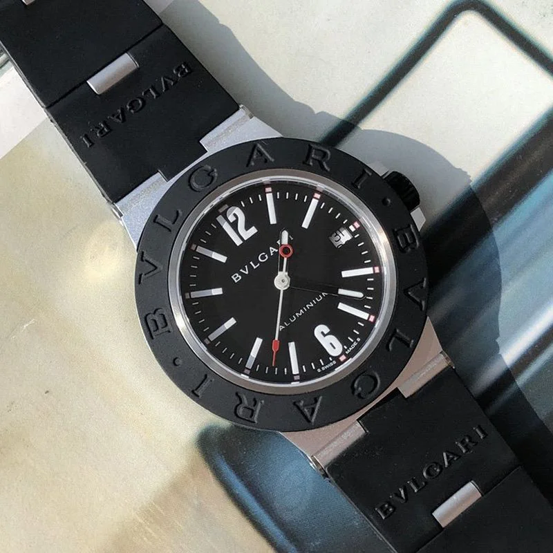 大人気♪女子が選ぶ♪ブルガリ 時計 アルミニウムウォッチ 偽物 39mm 3色 Bum73565