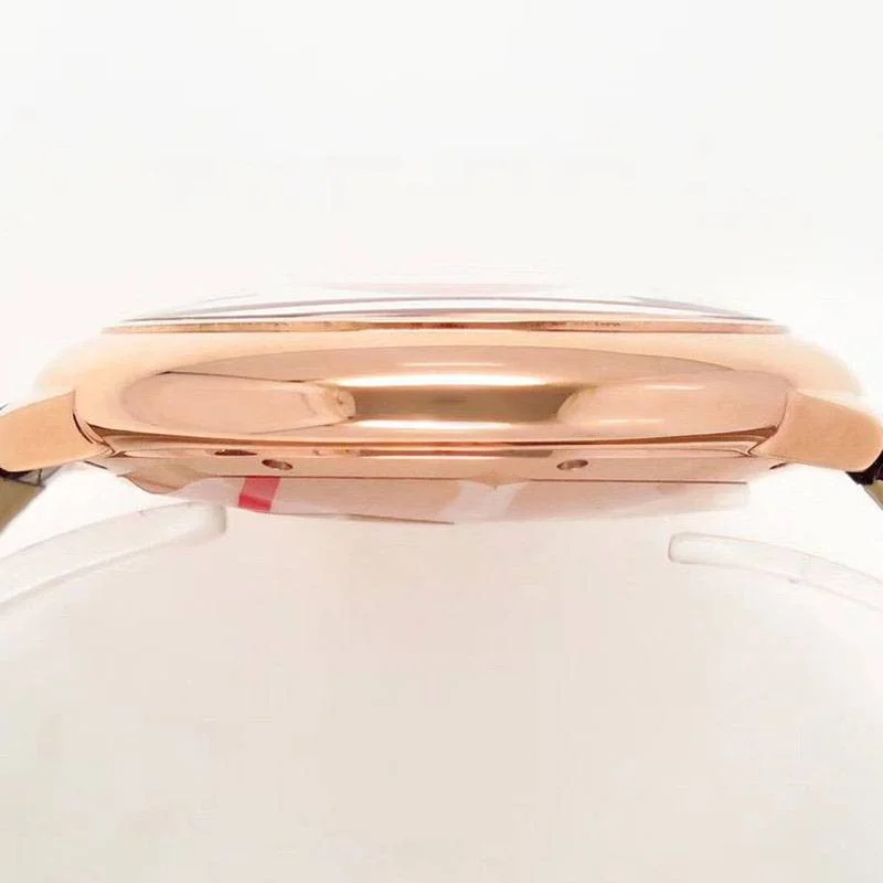 日本未入荷カルティエ バロンブルー42mm 偽物 kaw33864