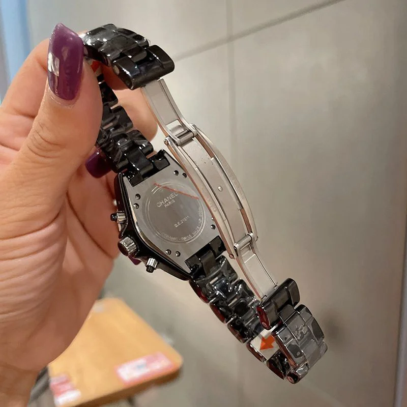 ☆超人気☆シャネル J12 クロノ 偽物 ブラックセラミック ダイヤモンドベゼル 41mm shf34448