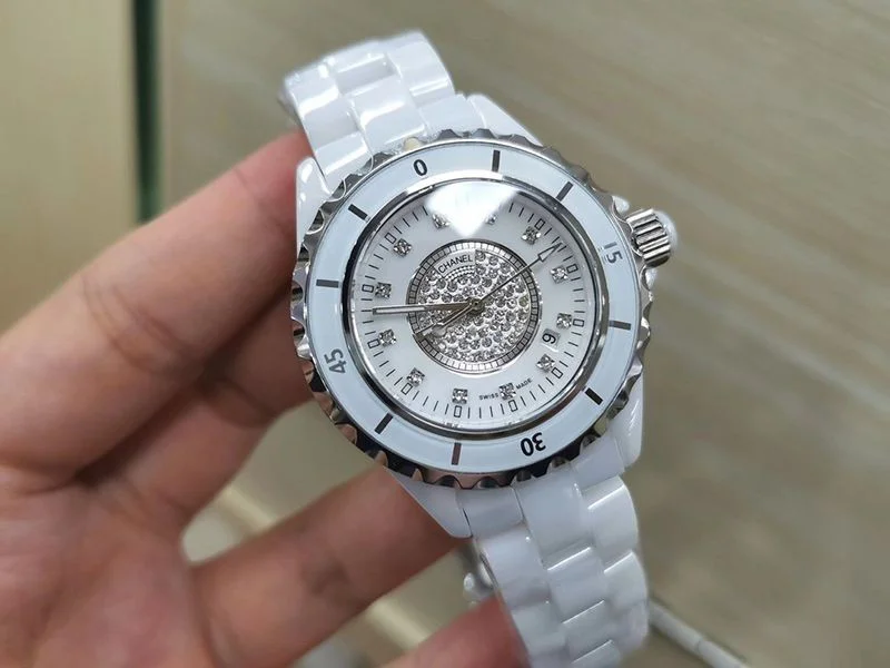 ★日本!!人気!シャネル J12 偽物 33mm ホワイトセラミック shp75311