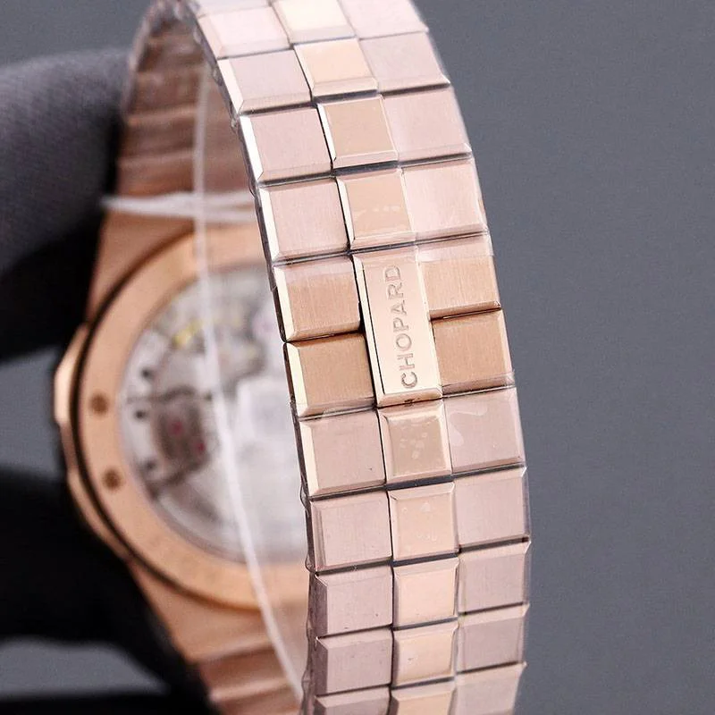 日本未入荷ショパール アルパイン イーグル 偽物 41 MM 3色 shj71859