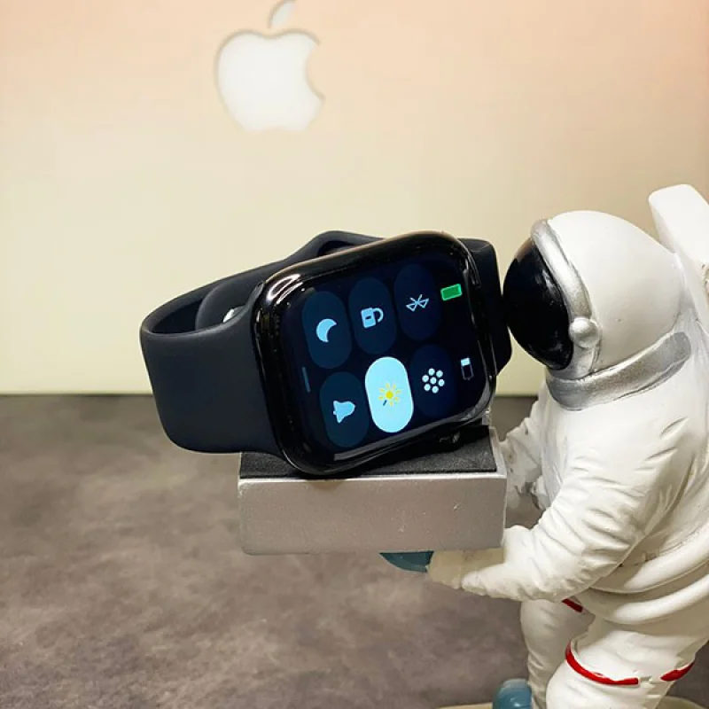 大人気!!アップルウォッチ コピー シリーズ 8 45mm ブラック ミッドナイトアルミニウムケースとスポーツバンド gov89285