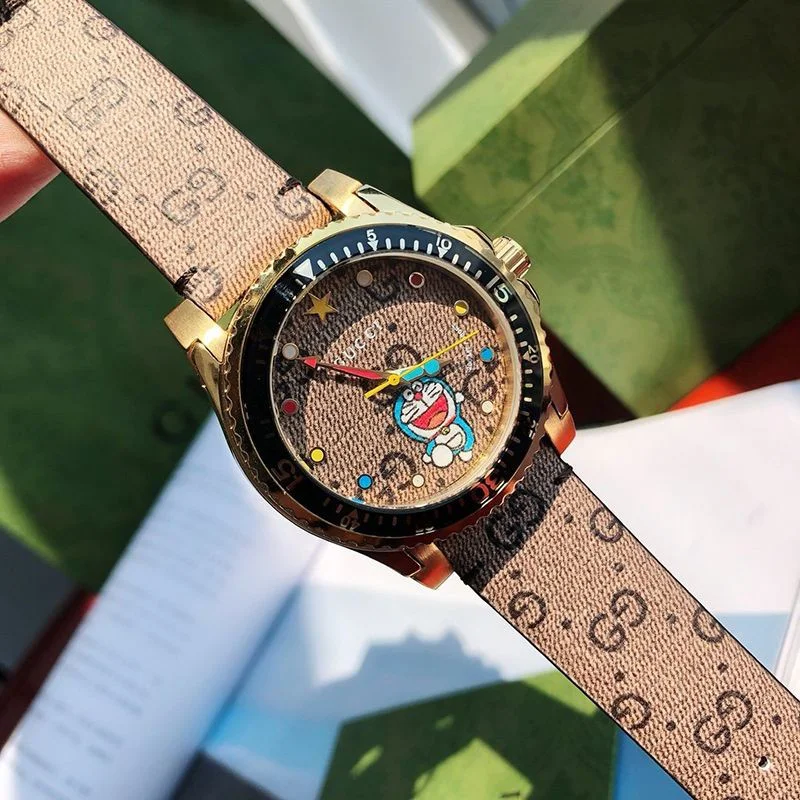 《大人気》グッチ ドラえもんコラボ【グッチ 時計 コピー】贅沢なお洒落☆話題Dive watch 38mm gug93137