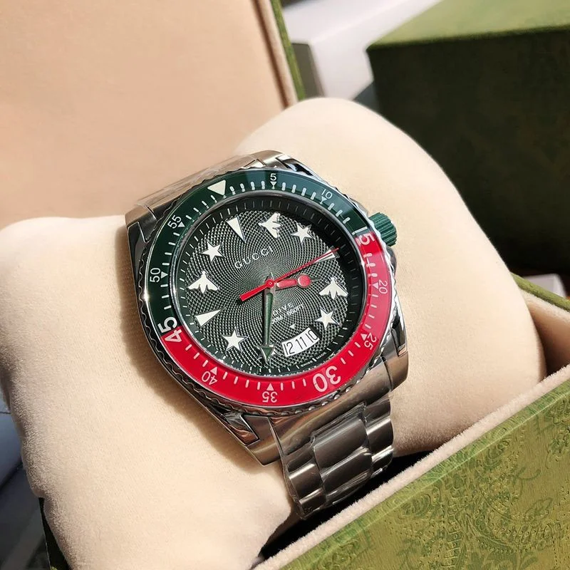 一目惚れ♪★SALE!人気のデザイン★グッチ ダイヴ メンズウォッチ 偽物 45mm guq73694