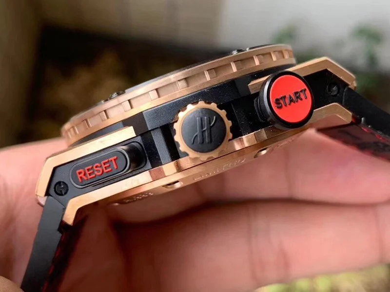 目を惹くカラーウブロ 偽物 キングパワー F1 インディア 世界200本限定 703OM1138NRFM11