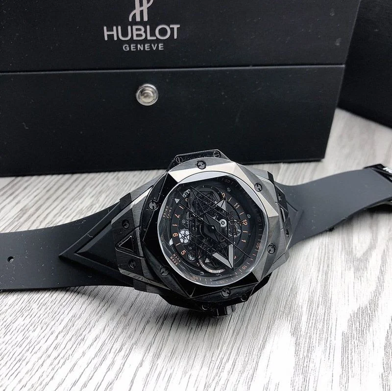 大人気!ウブロ 時計 コピー ビッグバン ウニコ サンブルーII キングゴールド 世界限定100本 hub99606