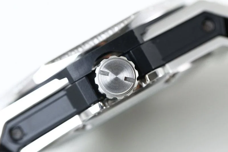 秋冬新作ウブロ ビッグバン コピー ダイヤモンド 世界限定100本 44.0mm huc50610