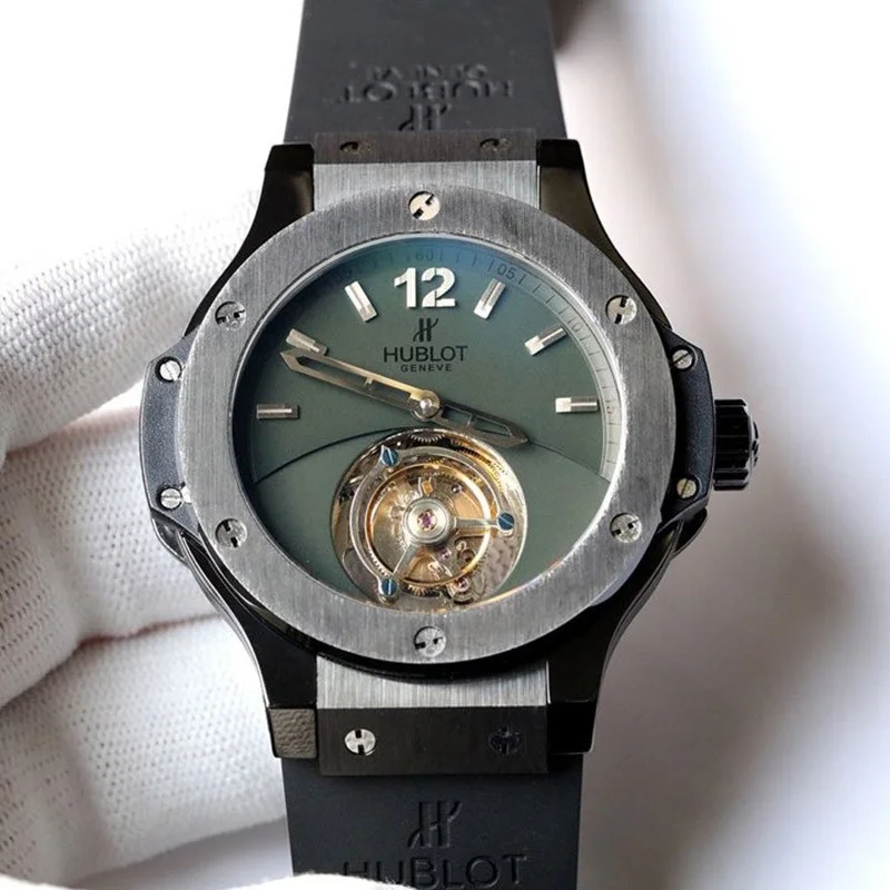 大人気!ウブロ 時計 偽物 クラシックフュージョン 45mm hug99642