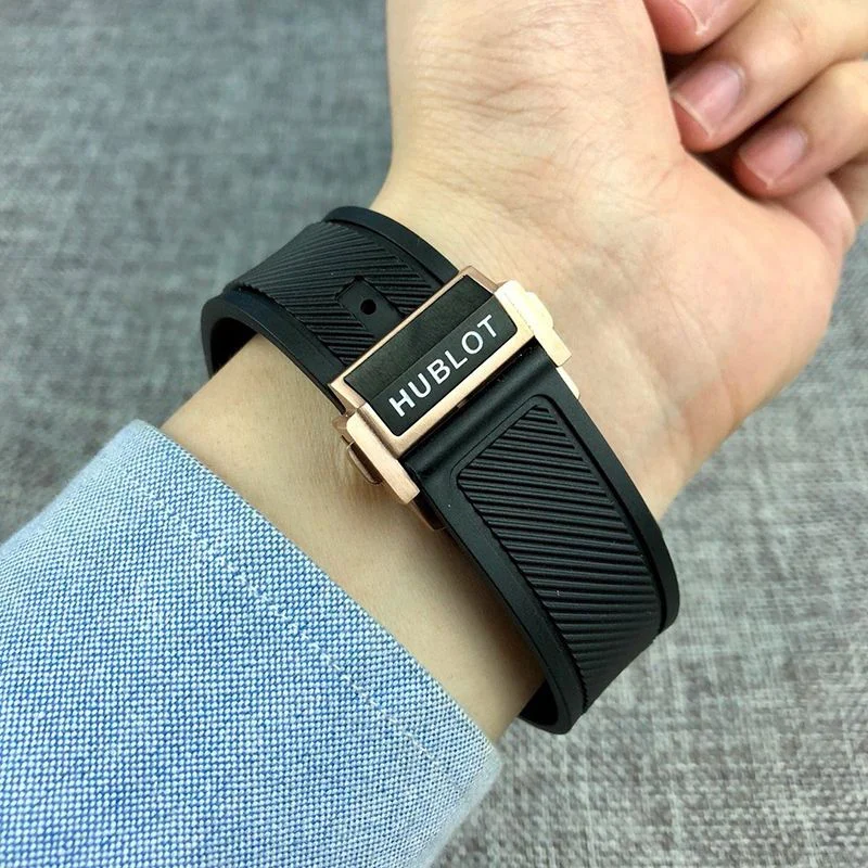 超希少!ウブロ コピー ビッグバン MP-11 14 デイ パワーリザーブ サファイア 限定200本 hul02388