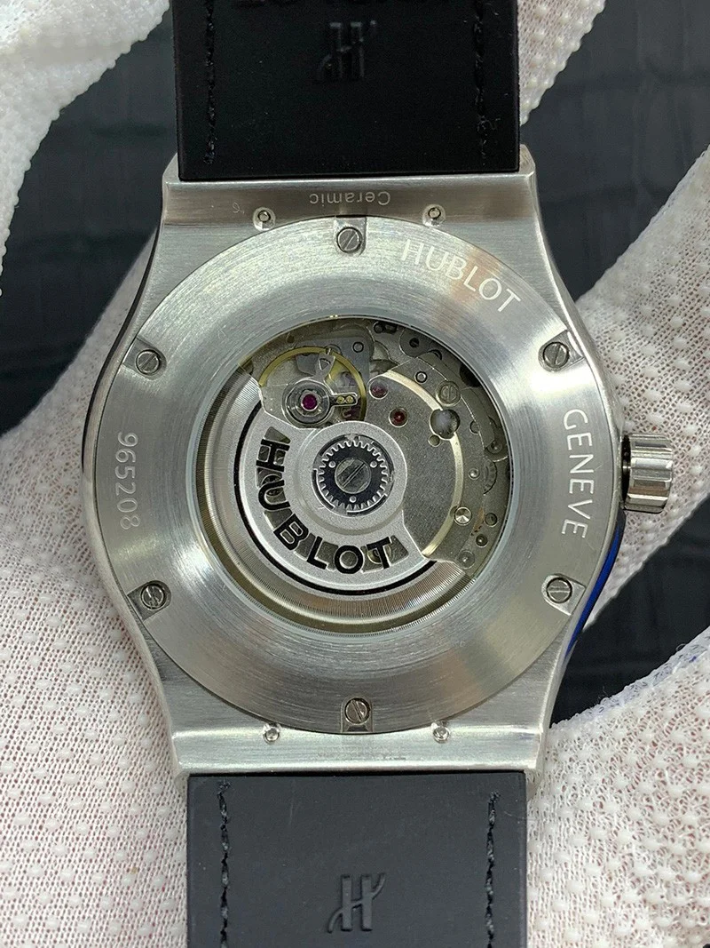 日本未入荷 ウブロ 時計 コピー クラシックフュージョン チタニウム hul45445