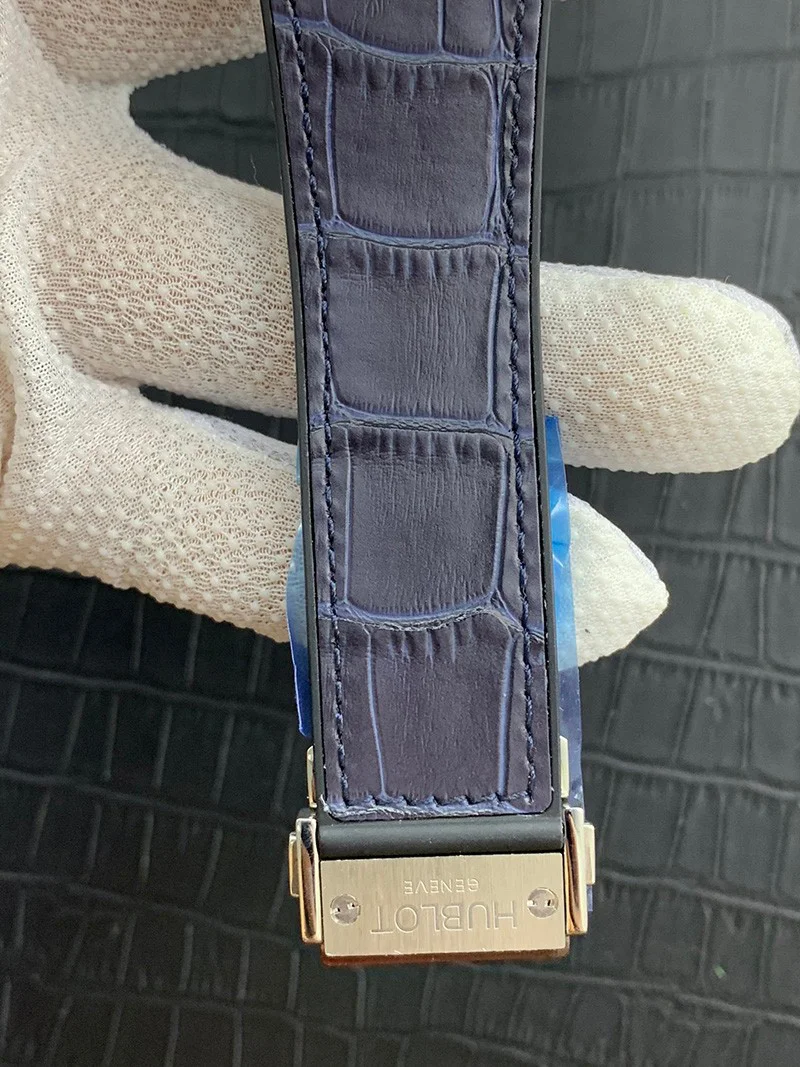 日本未入荷 ウブロ 時計 コピー クラシックフュージョン チタニウム hul45445