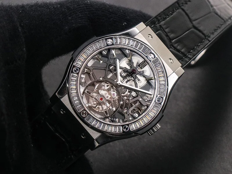【限定カラー】ウブロ 時計 偽物 クラシックフュージョン トゥールビヨンチタニウム hun12057