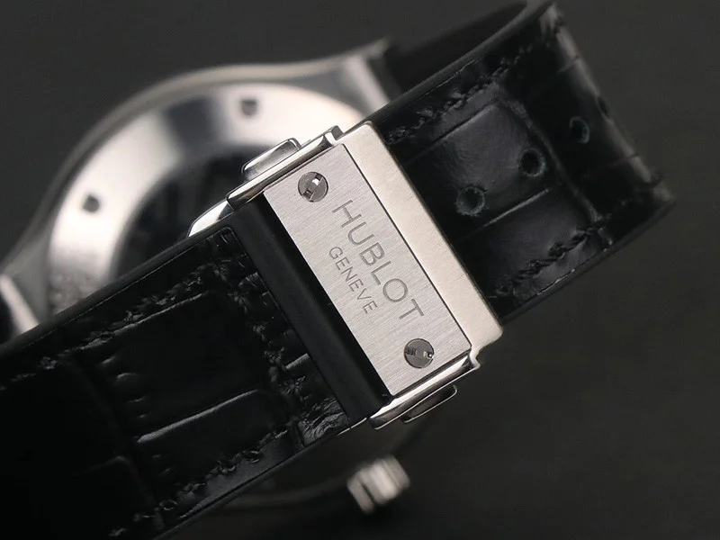 【限定カラー】ウブロ 時計 偽物 クラシックフュージョン トゥールビヨンチタニウム hun12057