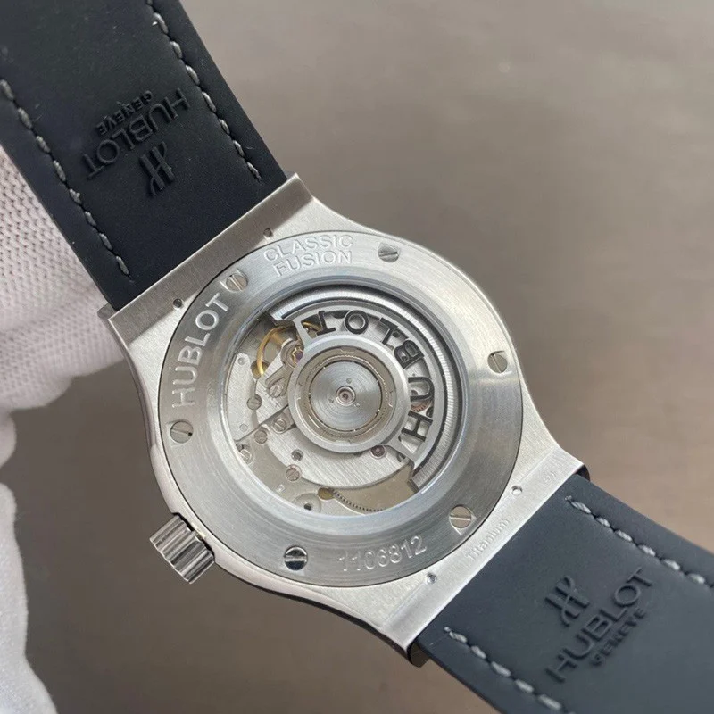 【関税込】ウブロ 時計 スーパーコピー クラシックフュージョン チタニウム グリーン huo11008