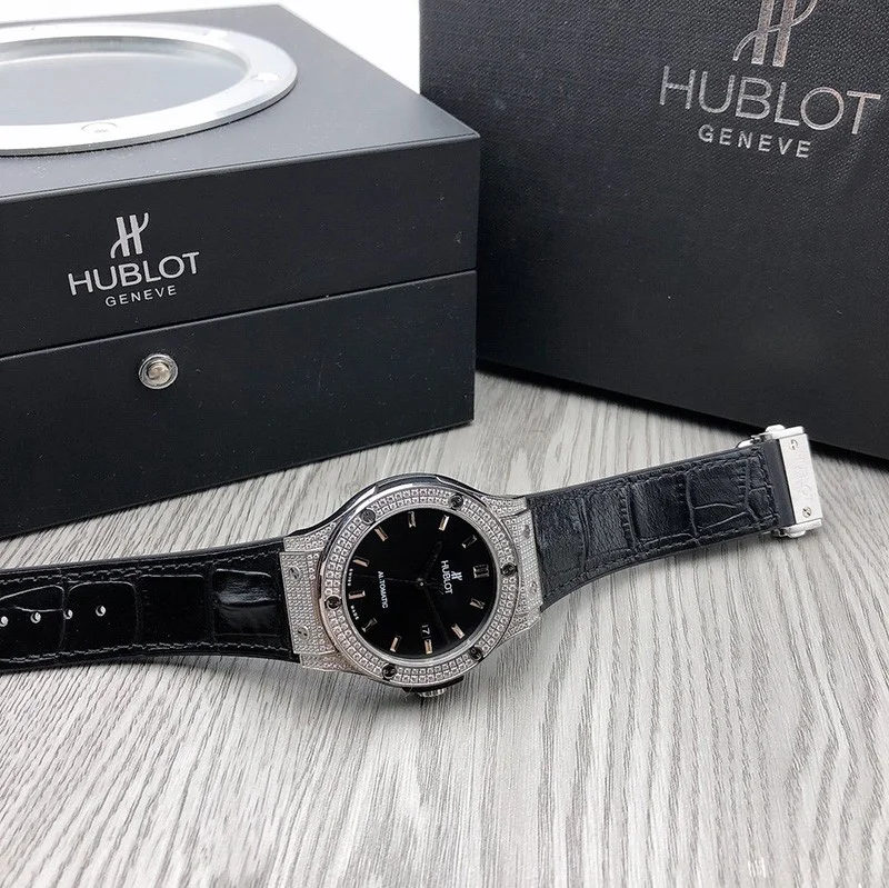 21-22AW ウブロ 腕時計 偽物 クラシックフュージョン チタニウム hup87931