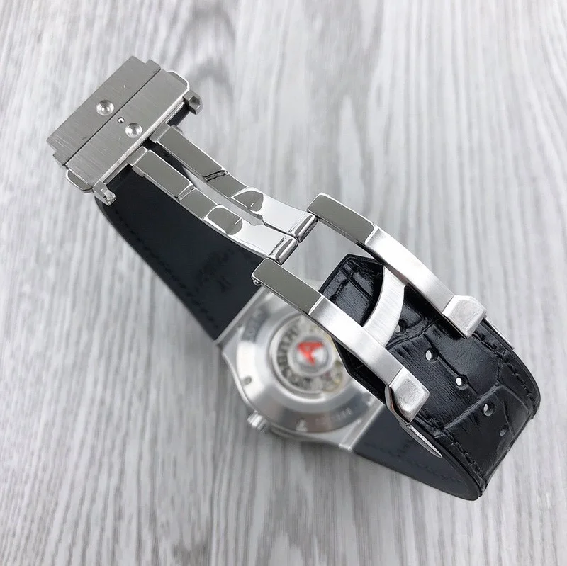 21-22AW ウブロ 腕時計 偽物 クラシックフュージョン チタニウム hup87931