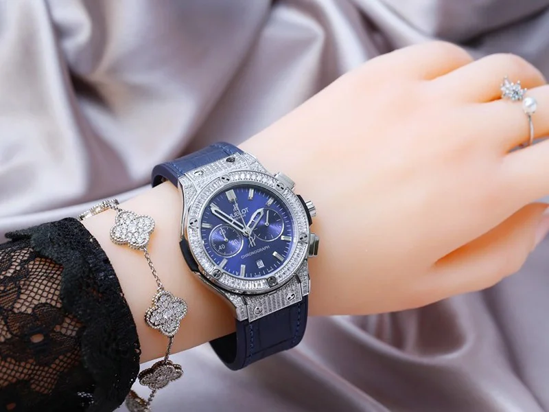★日本!!人気!ウブロ スーパーコピー 時計 ビッグ バン スティール バケットダイヤモンド 4色 huq33999