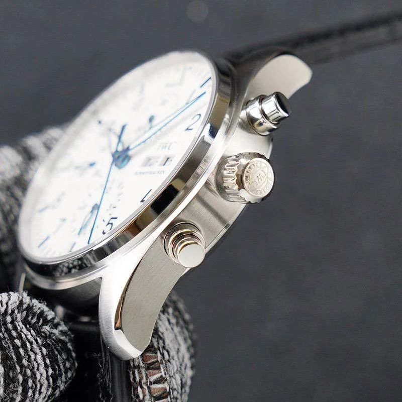 累積売上総額第1位!IWC パイロットウォッチ コピー クロノ オートマティック スピットファイア iwf14016