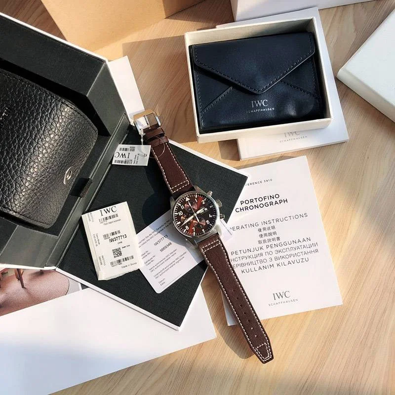 完売必至IWC パイロットウォッチクロノ コピー iwg20527