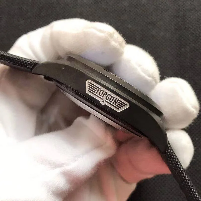 完売必至IWC パイロットウォッチクロノ・トップガン 偽物 iwg81820
