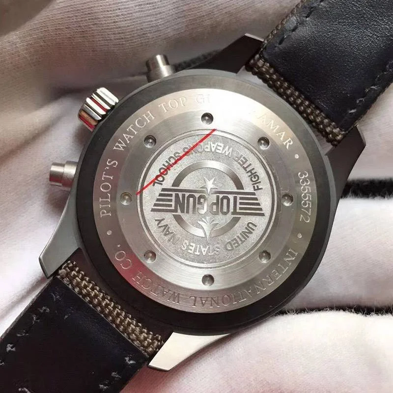 完売必至IWC パイロットウォッチクロノ・トップガン 偽物 iwg81820