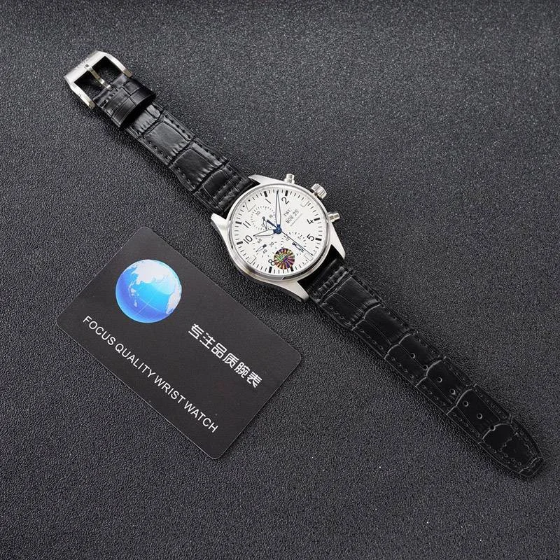 入手困難IWC パイロットウォッチ 偽物 クロノ オートマティック スピットファイア iwh15226