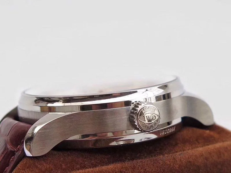 セール新作IWC コピー ポルトギーゼ オートマティック 7デイズ iwi02609