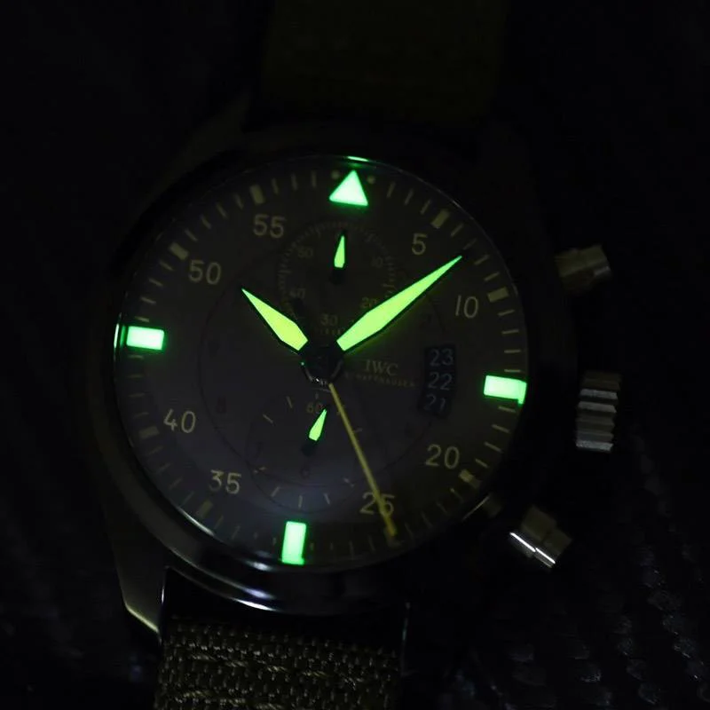 超希少!IWC 時計 偽物 パイロットウォッチクロノ・トップガン iwj73667