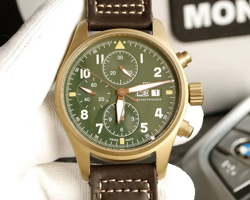 新作IWC パイロットウォッチクロノ コピー オートマティック スピットファイア iwm60520