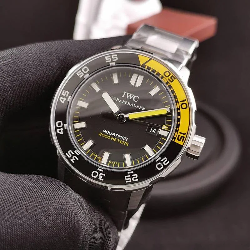 累積売上総額第1位!IWC アクアタイマー オートマティック 2000 偽物 iwm73031