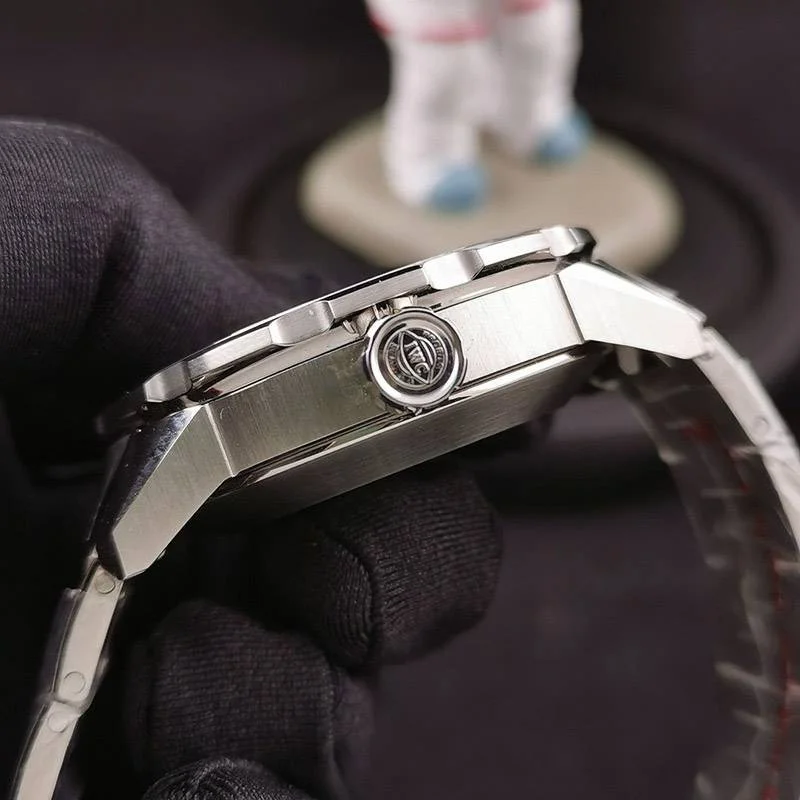 累積売上総額第1位!IWC アクアタイマー オートマティック 2000 偽物 iwm73031