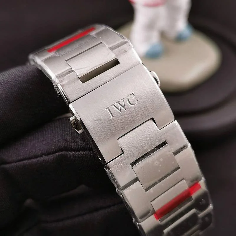累積売上総額第1位!IWC アクアタイマー オートマティック 2000 偽物 iwm73031